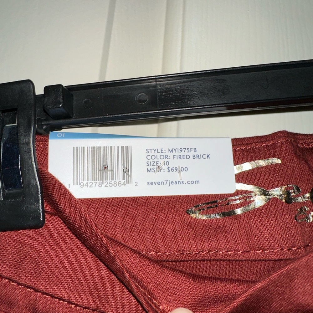 Women’s skinny jeans size 10